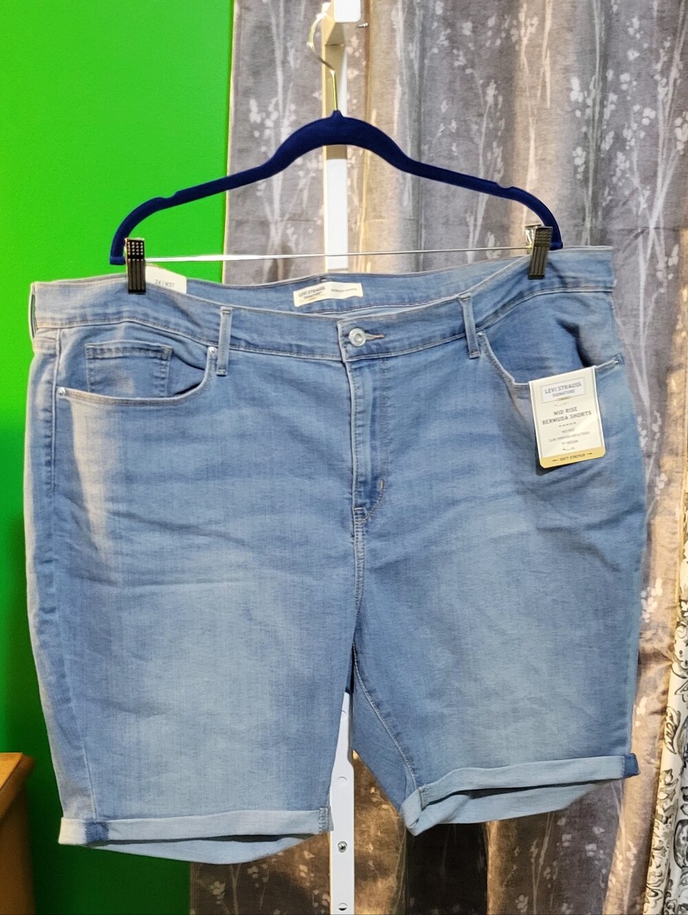 Levi's Light Blue Denim Shorts with Back Pocket